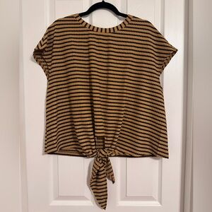 Casual Striped Tie-Front Tee - Black and Tan